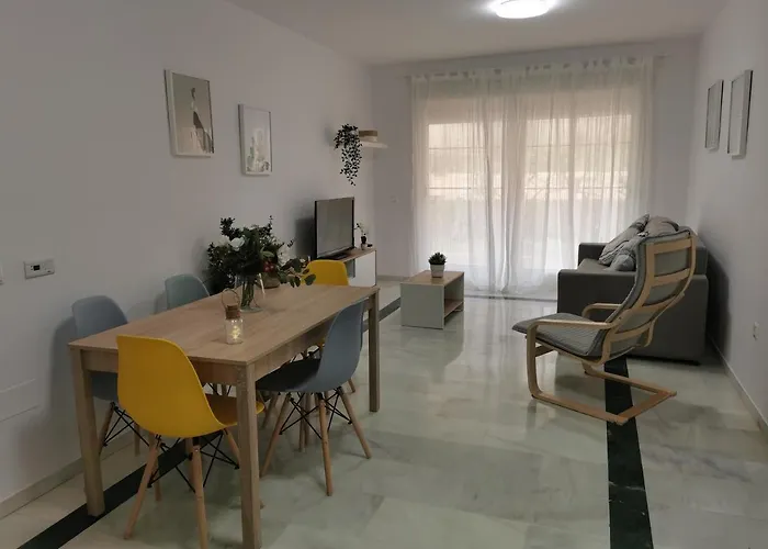 Junto Al Mar Con Gran Terraza דירה מארבלה